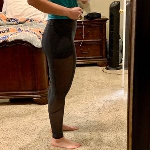 Victorias Secret Sport Total Knockout Mesh Legging